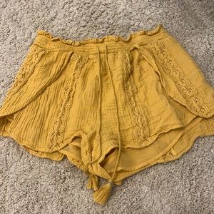 Flowy shorts